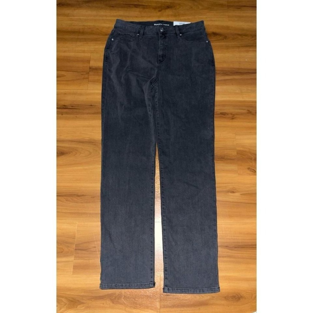 Womens NWT‎ Style & Co.High Rise Slimming Straight Jeans
